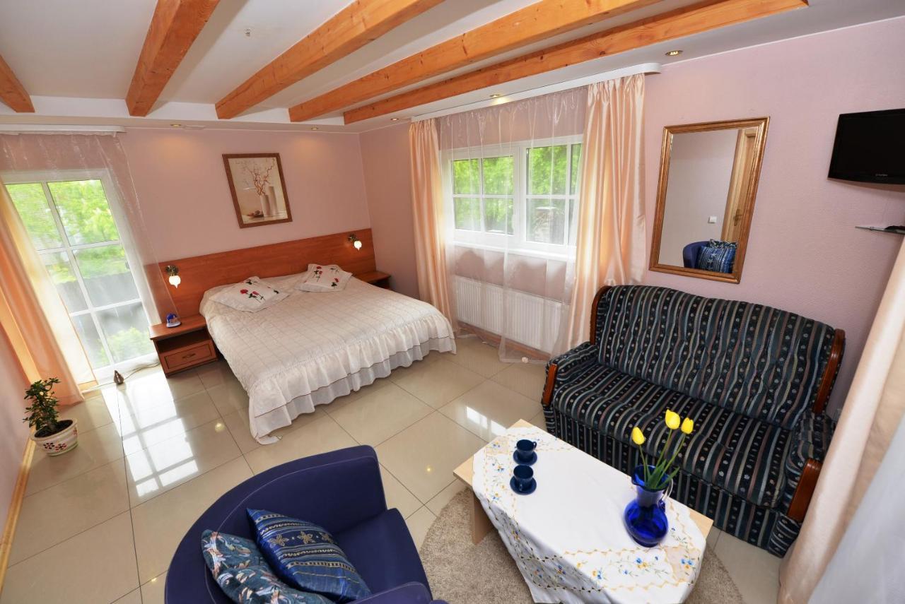 "Trakaitis" Nameliai Hotel Bagian luar foto